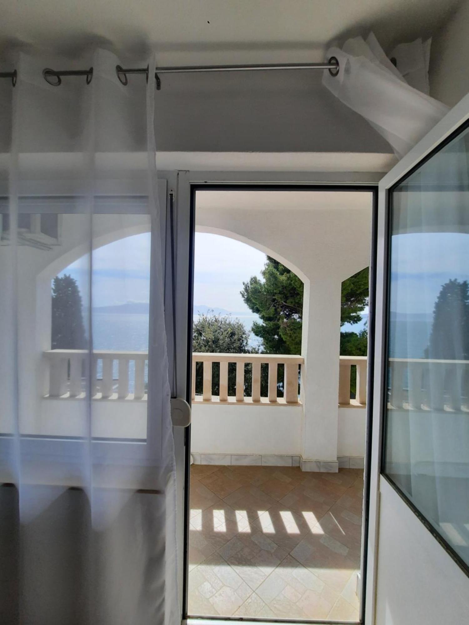 Apartments With Sea View Drvenik Makarska Riviera Buitenkant foto